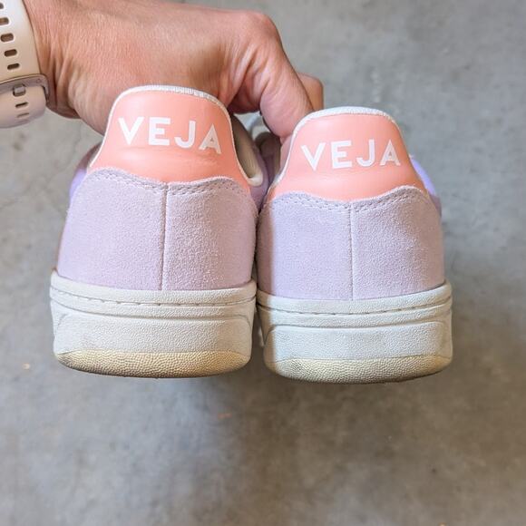 VEJA V-10 Lavander Leather Suede Barbicore Low Top Sneakers, size EU 37/US 6 - Picture 8 of 9
